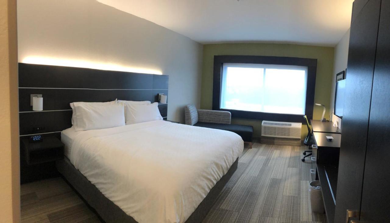 Holiday Inn Express & Suites Warrensburg North By Ihg Dış mekan fotoğraf