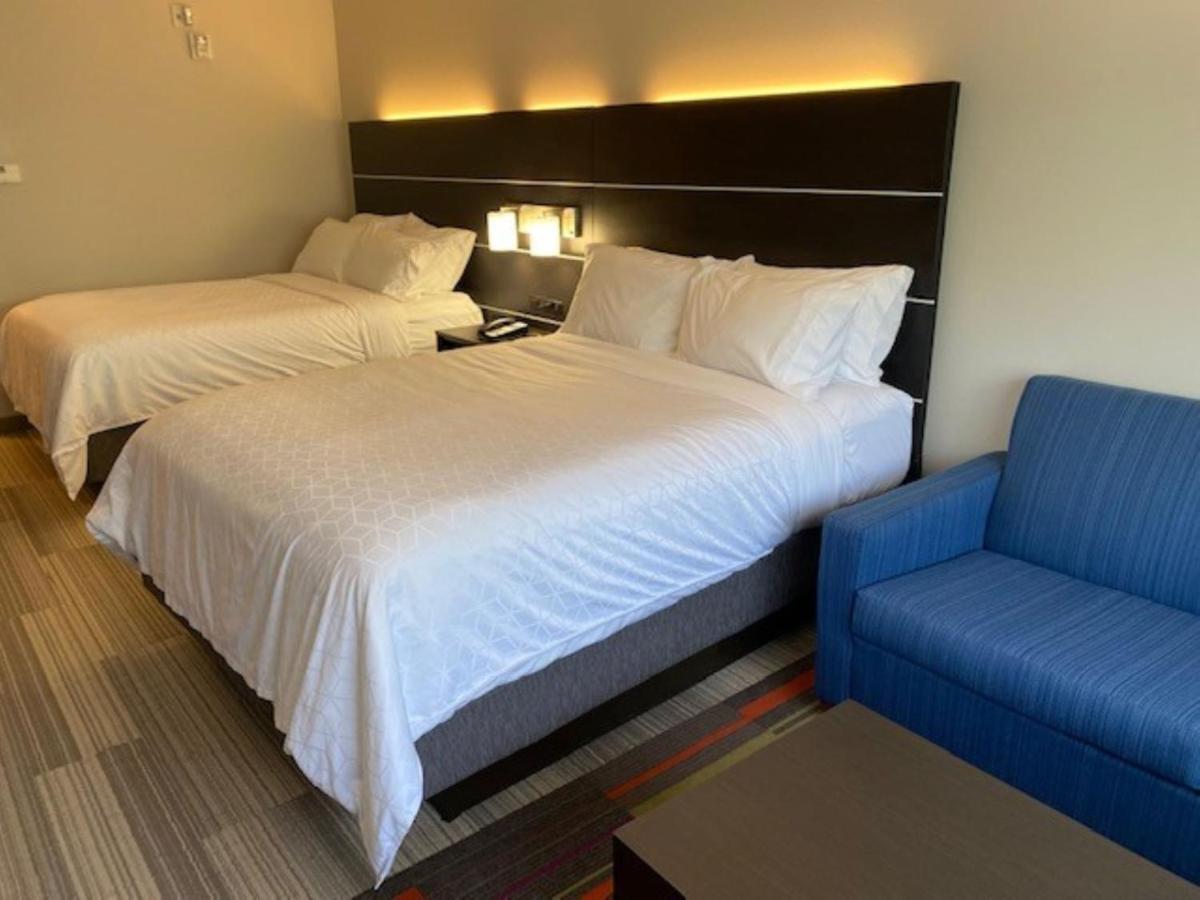 Holiday Inn Express & Suites Warrensburg North By Ihg Dış mekan fotoğraf