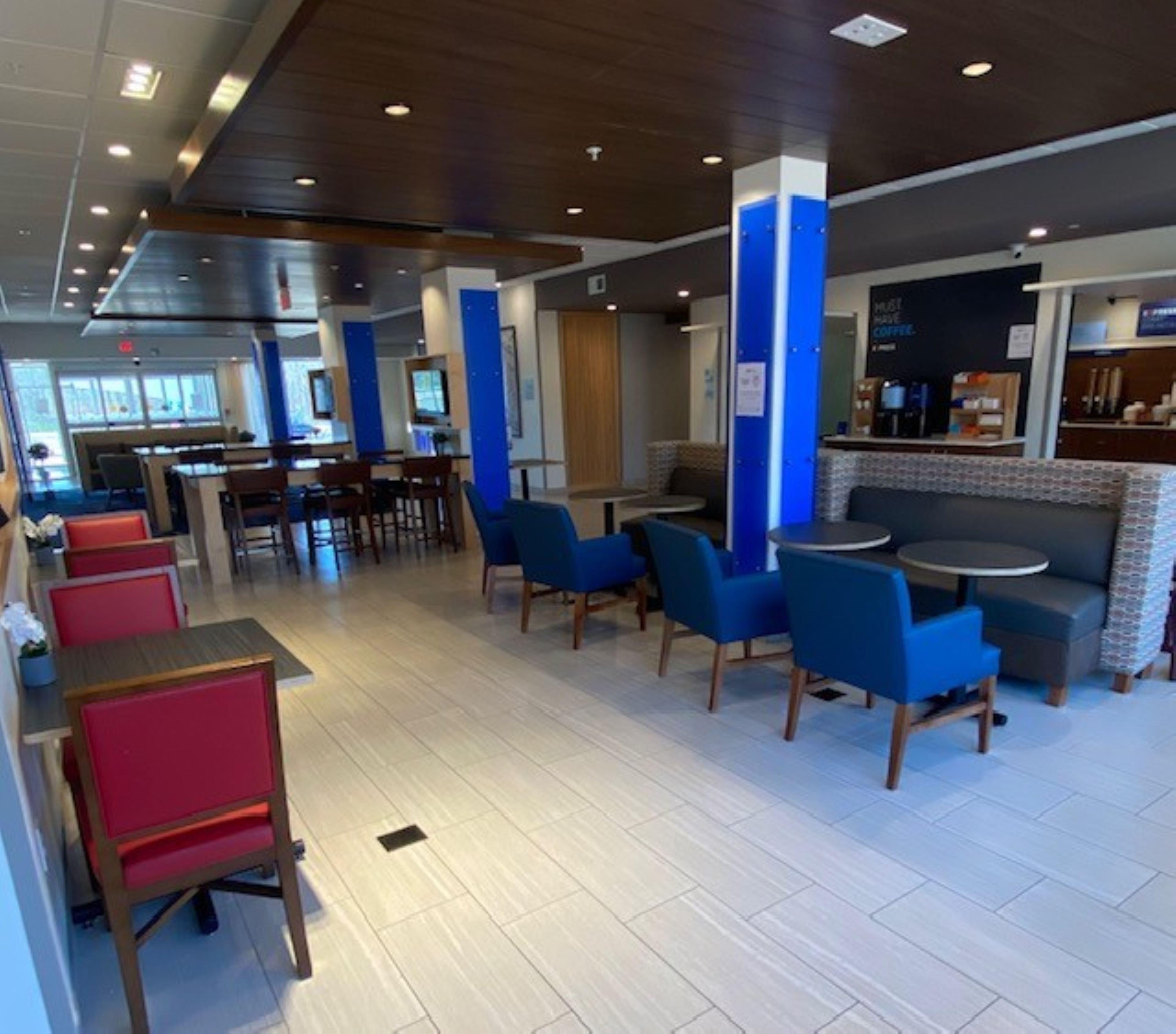 Holiday Inn Express & Suites Warrensburg North By Ihg Dış mekan fotoğraf