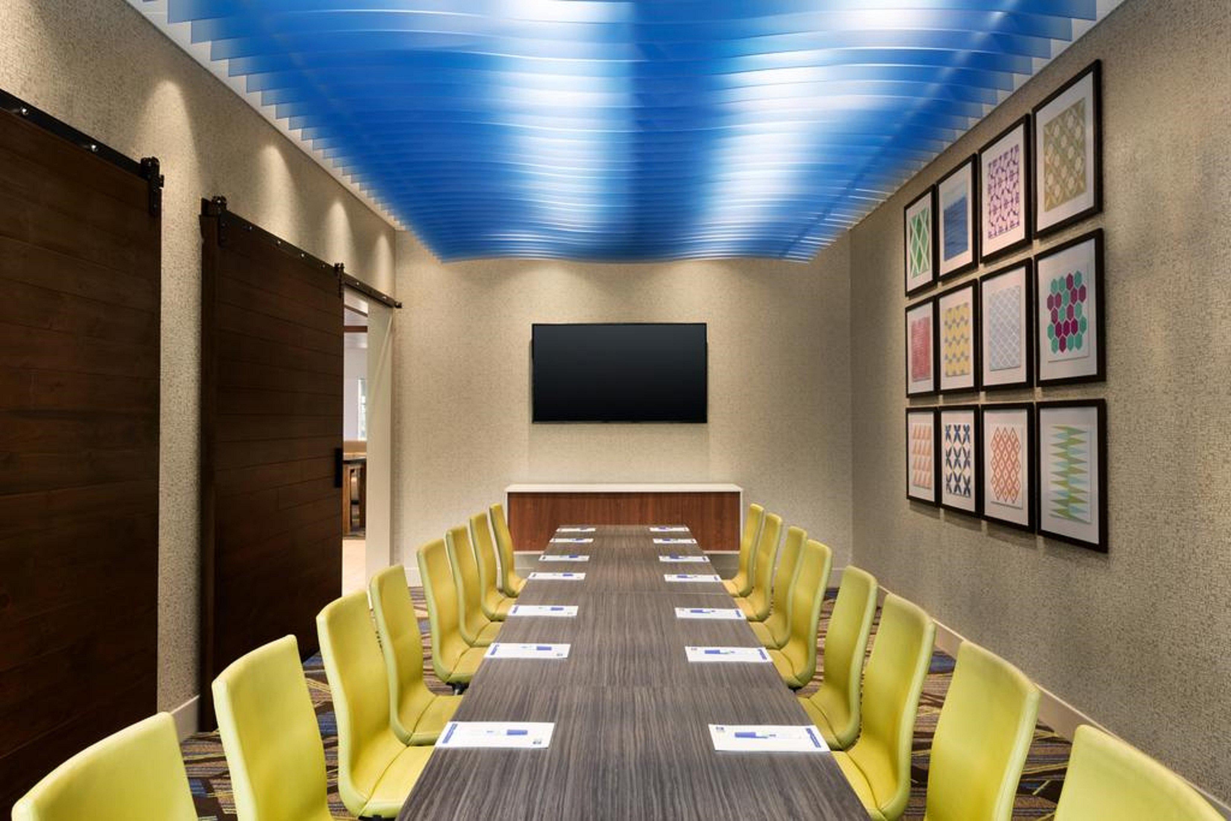 Holiday Inn Express & Suites Warrensburg North By Ihg Dış mekan fotoğraf